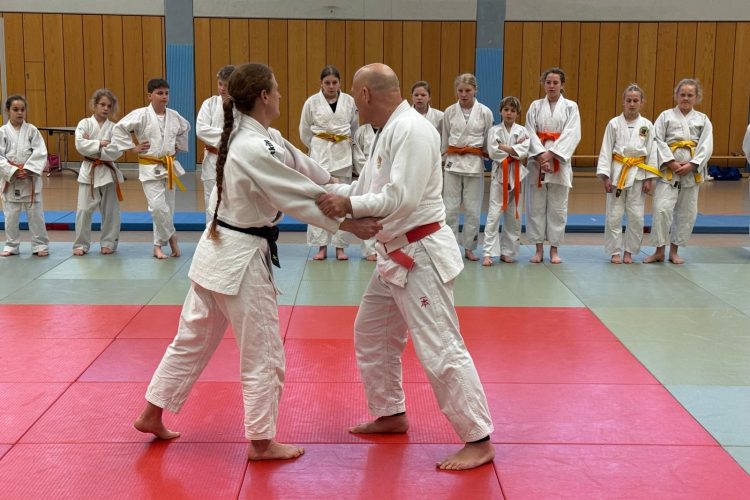 08fa72c2-9dc0-43e0-963a-d811e858698d